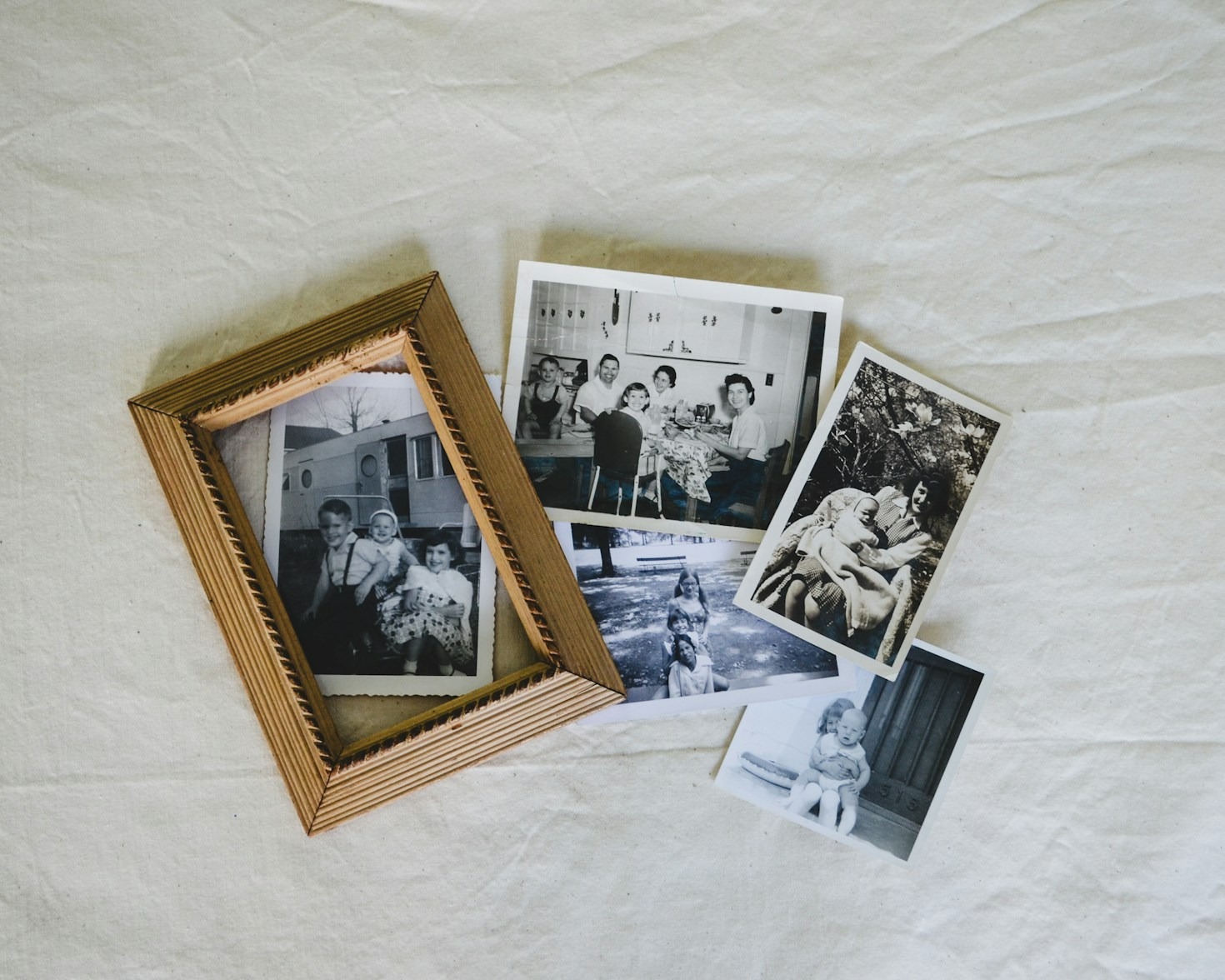 Connecting With Distant Relatives Through Ancestry